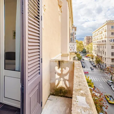 Bilocale In Centro شقة